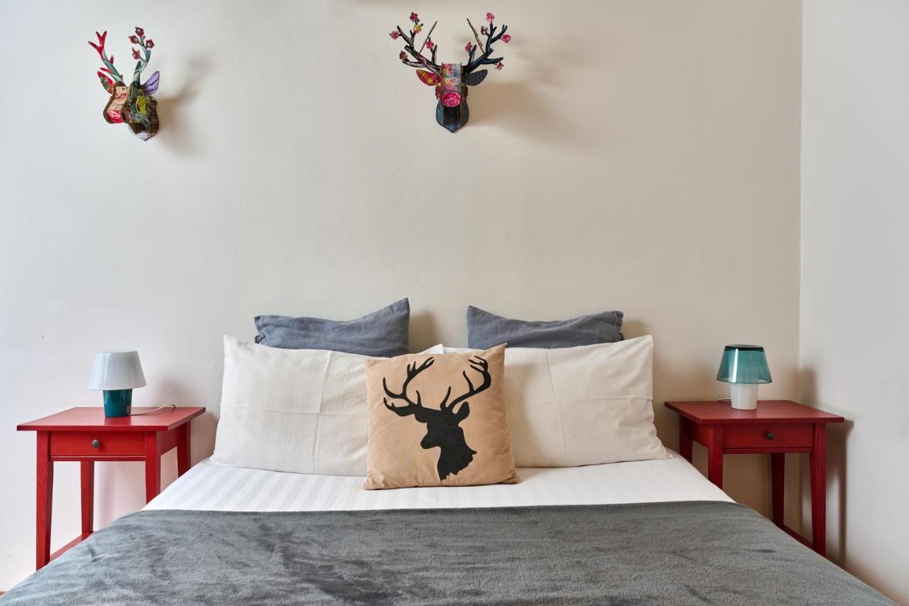 Al Cavour 34 Bed and Breakfast Trente Buitenkant foto